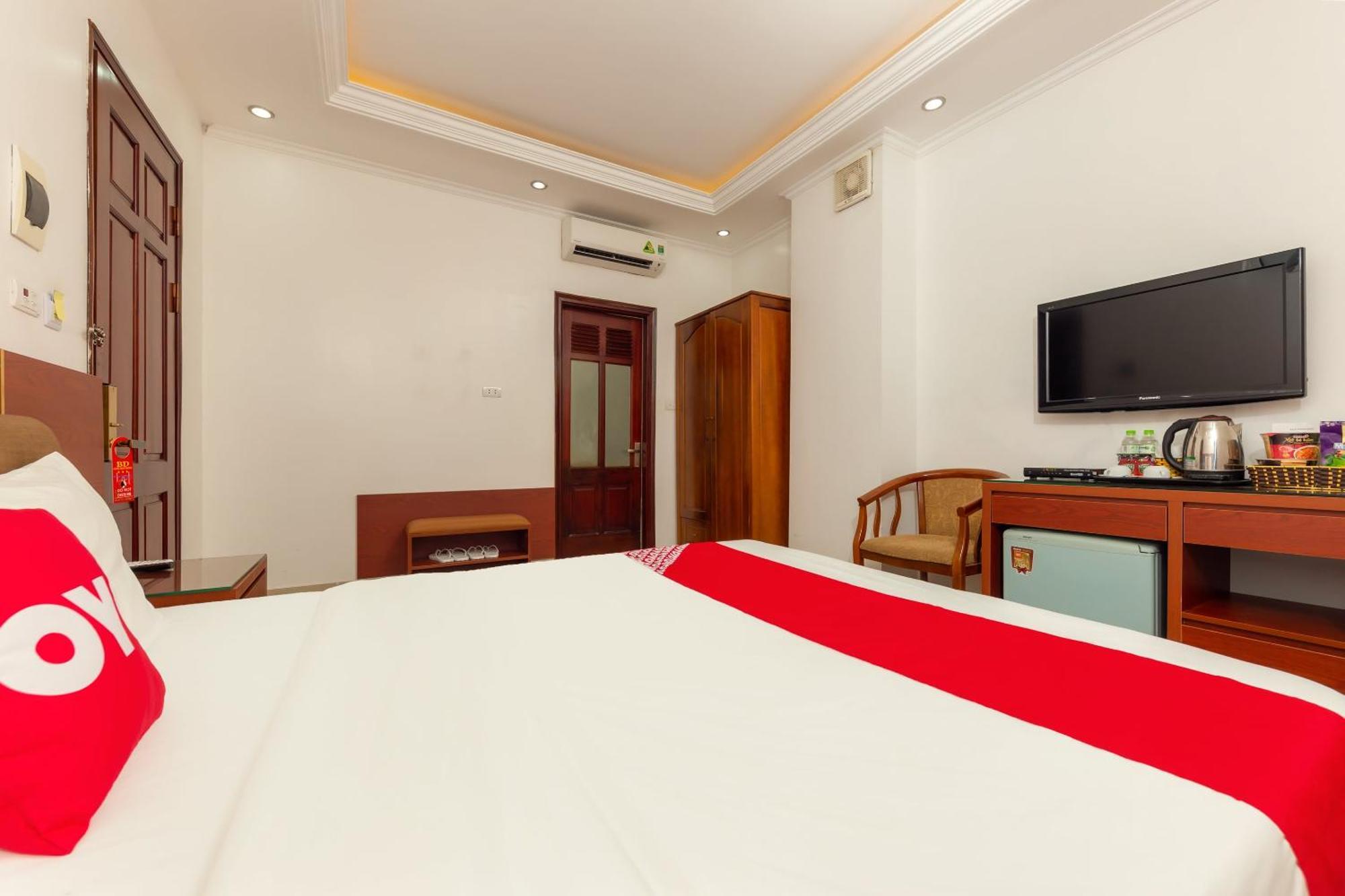 Super Oyo Capital O 387 Bach Duong Hotel Ханой Екстер'єр фото
