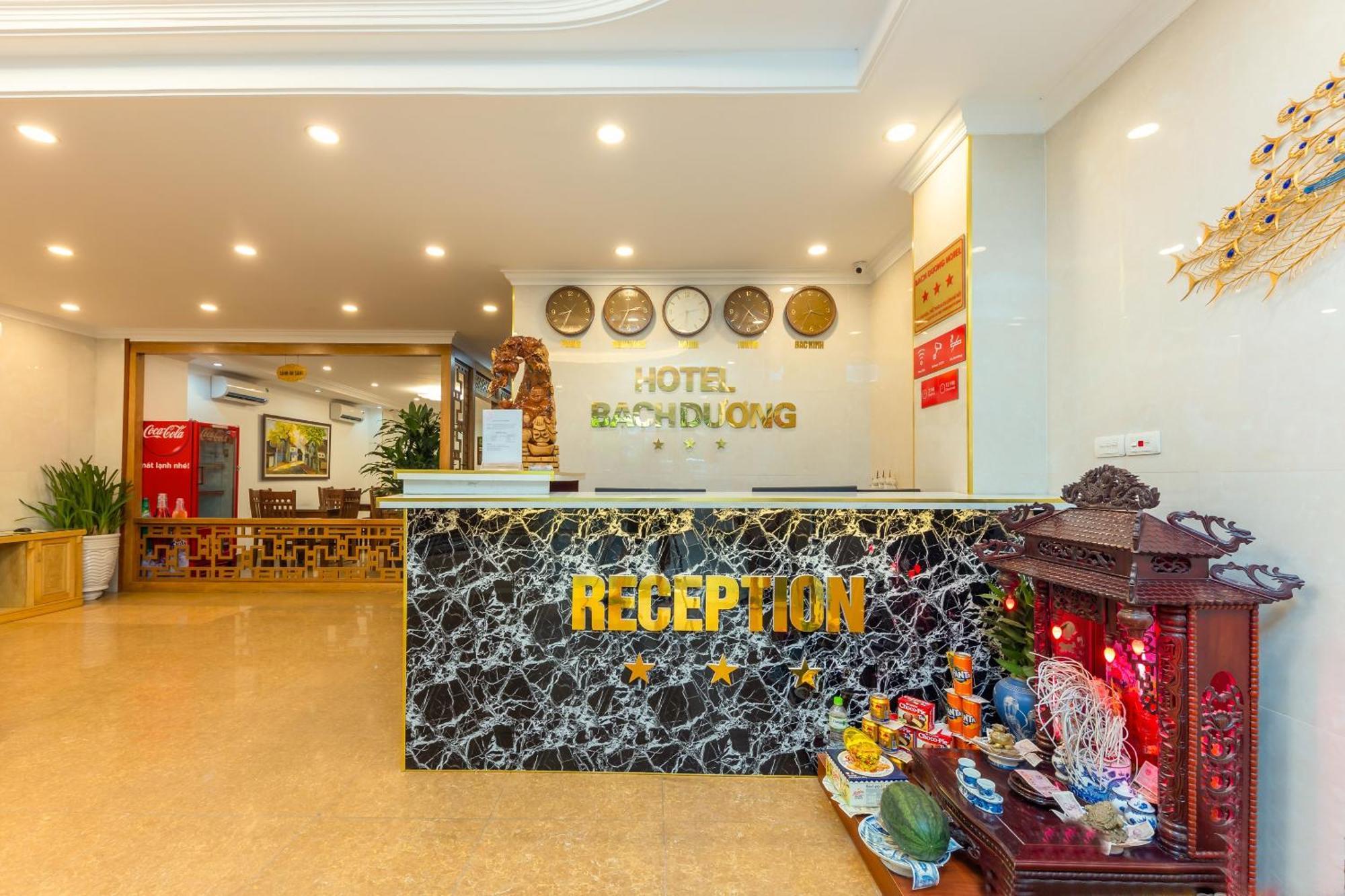 Super Oyo Capital O 387 Bach Duong Hotel Ханой Екстер'єр фото